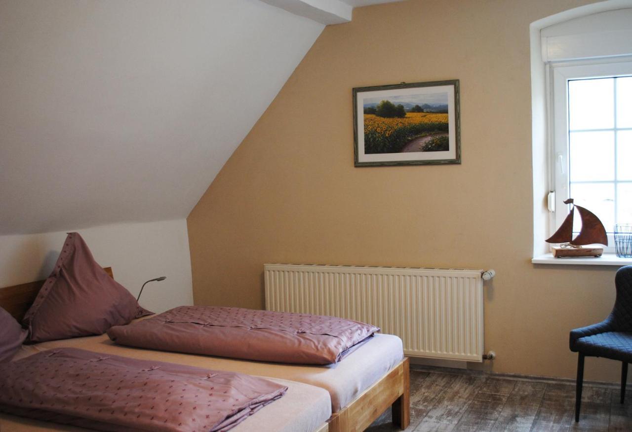 Moselena Apartment Reil Luaran gambar